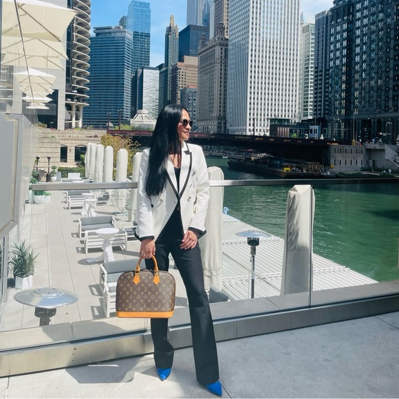 Preloved LV PM Alma classic monogram in great condition - Picture 3 of 8